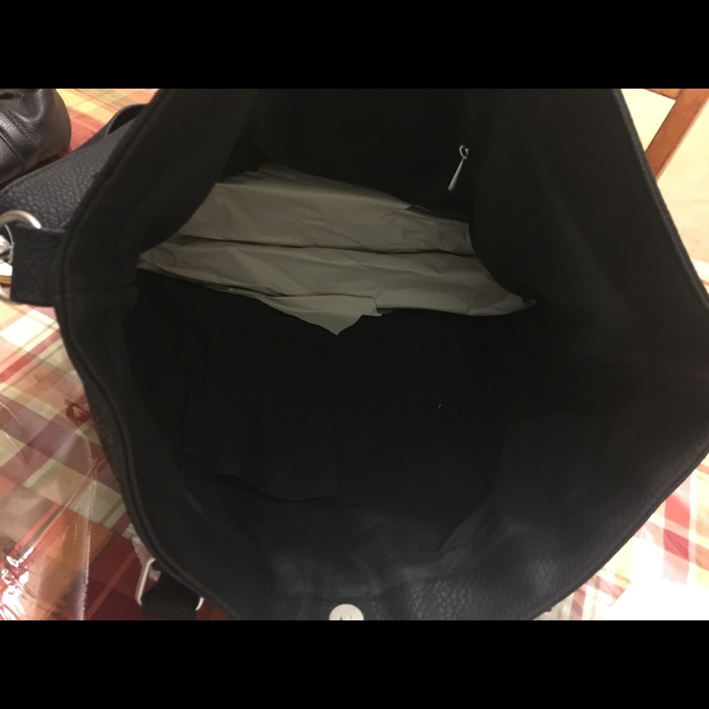 NWT Arizona Jean Co. Black Tote; Large; $75 - Picture 8 of 8